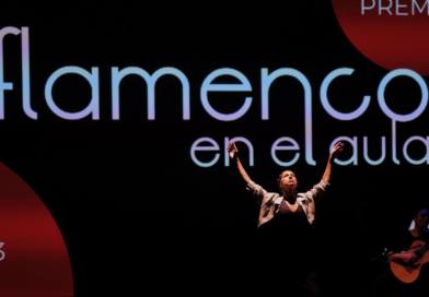 Teo Vallejo recogió en Jaén su premio «Flamenco en el aula»