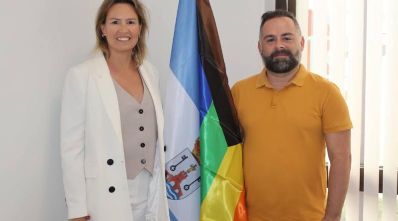 Alcalá abre el Primer Punto Visible LGTBI + de la comarca
