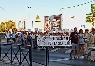 La manifestación por la sanidad pública se celebró con gran participación