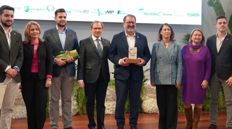 Carmona recibe el premio “Flor de Andalucía” por el cuidado que presta a sus parques y jardines