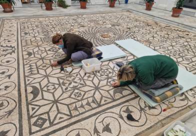 Comienzan los trabajos de restauración del mosaico de la “Medusa” de Carmona