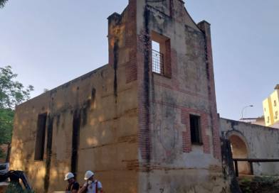 El Ayuntamiento de Alcalá de Guadaíra restaura el Molino de La Tapada y limpia las laderas del castillo