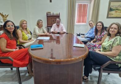 El Ayuntamiento de Carmona y Aspaym se alían para impulsar el empleo de personas con discapacidad en la comarca