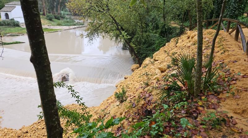 El Ayuntamiento de Alcalá de Guadaíra desmiente desprendimientos en el Camino de la Benarosa El Ayuntamiento de Alcalá de Guadaíra desmiente desprendimientos en el Camino de la Benarosa