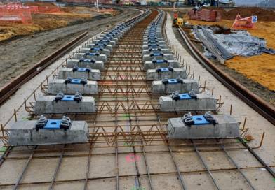 La Junta inicia el montaje de la playa de vías en el recinto de talleres y cocheras del tranvía de Alcalá