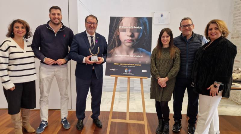 El Ayuntamiento de Carmona logra el premio a la mejor campaña institucional por su iniciativa “Rostros robados”