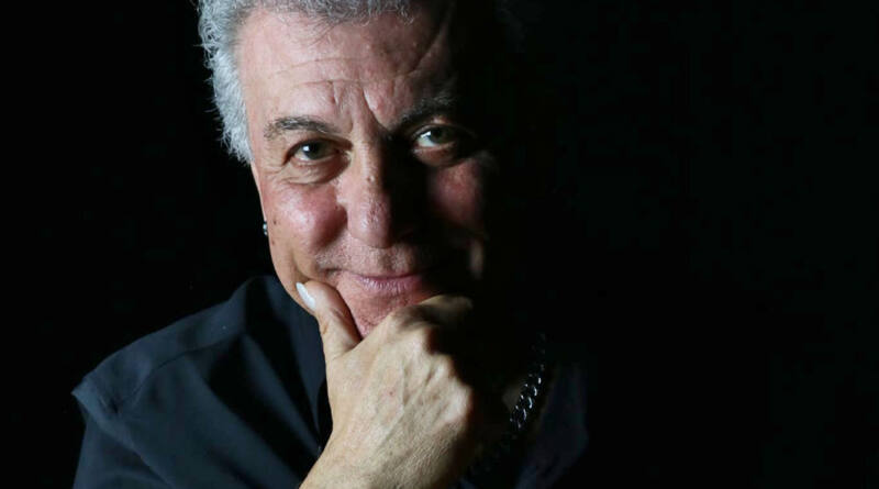 Antonio Carrión: “Cada año pedía a mi padre una guitarra como juguete cuando nos íbamos a casa tras visitar la Feria”