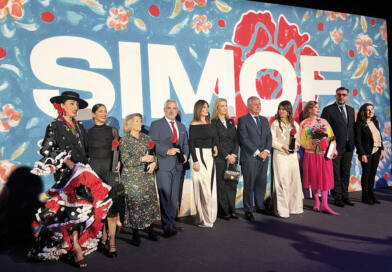 RAQUEL REVUELTA. La moda flamenca tiene hoy un presente brillante y un gran futuro por delante