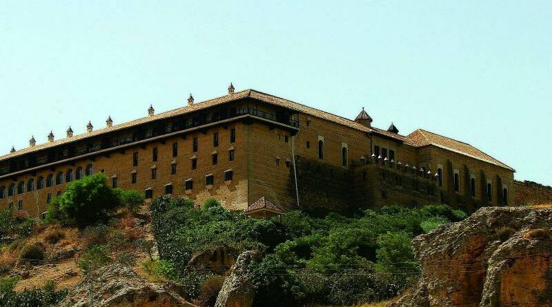 Patrimonio informa favorablemente sobre un entoldado en el Alcázar del Rey don Pedro de Carmona