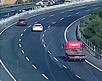 Buscan al autor de un atropello mortal de otro conductor que cambiaba una rueda pinchada