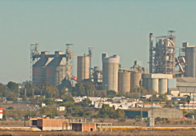 Los ecologistas denuncian un «regalo» de la UE a Portland de Alcalá para emitir 2,1 millones de toneladas de CO2