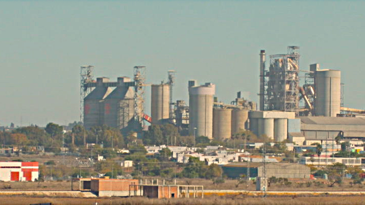 Los ecologistas denuncian un «regalo» de la UE a Portland de Alcalá para emitir 2,1 millones de toneladas de CO2