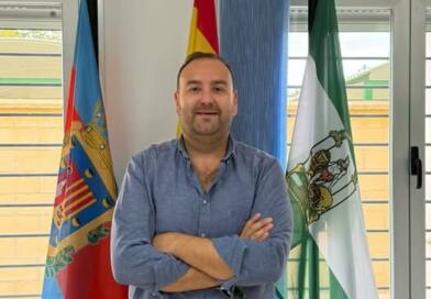 El concejal de Mairena del Alcor Alejandro Cruz sustituye a Gloria Guillén en la Diputación