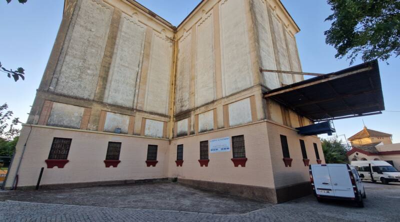 El Ayuntamiento de Carmona trabaja para convertir el antiguo silo agrícola en estación de autobuses